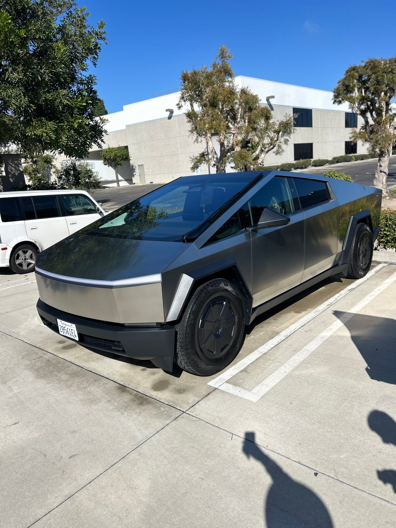 Freshly detailed car with high-gloss shine